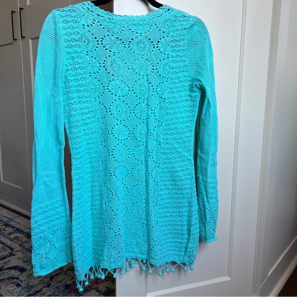 Lilly Pulitzer Athena Tunic Crystal Water Aqua Crochet Knit Pom Cover Up medium - Picture 3 of 5